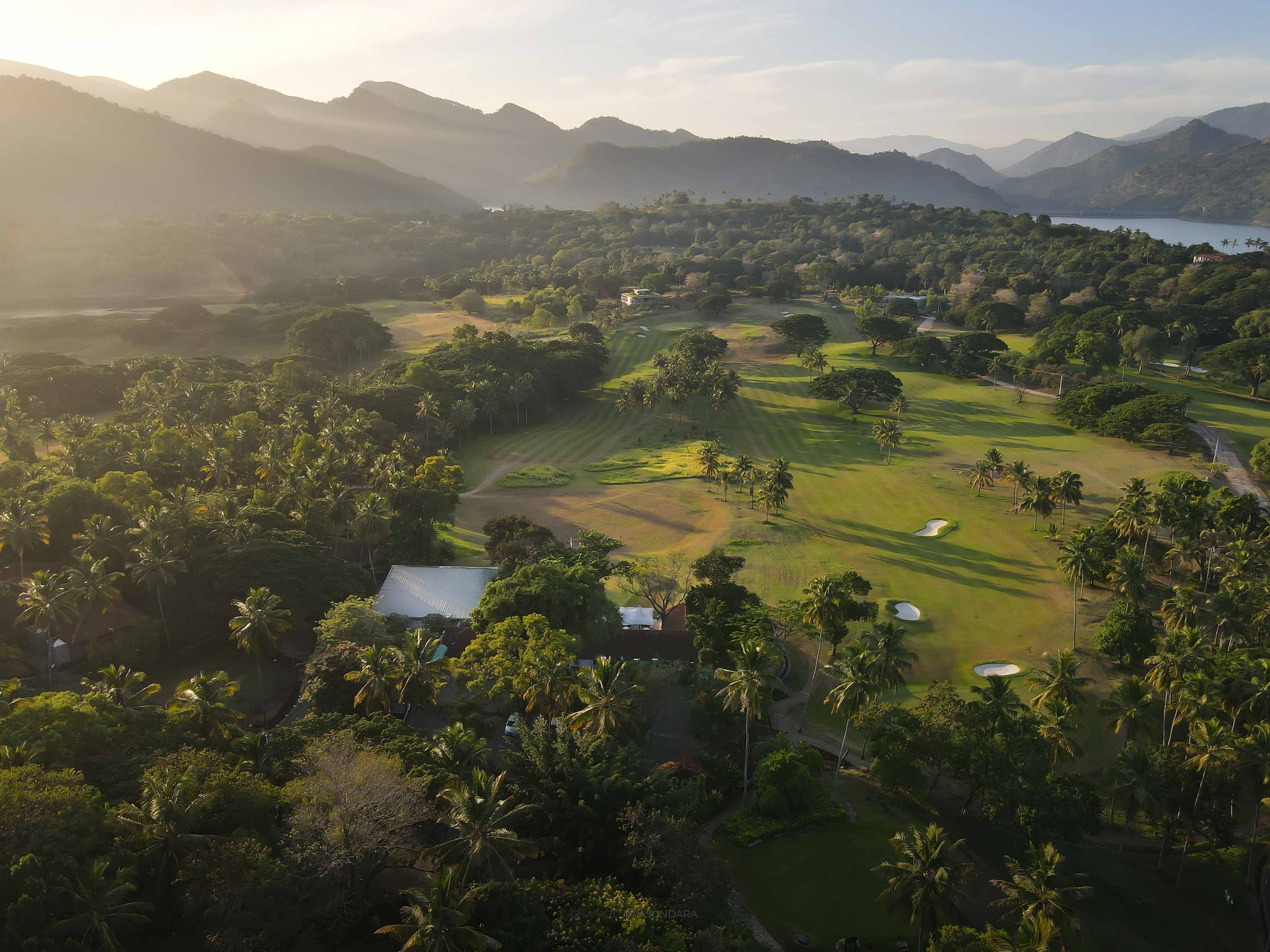 Victoria Golf Resort